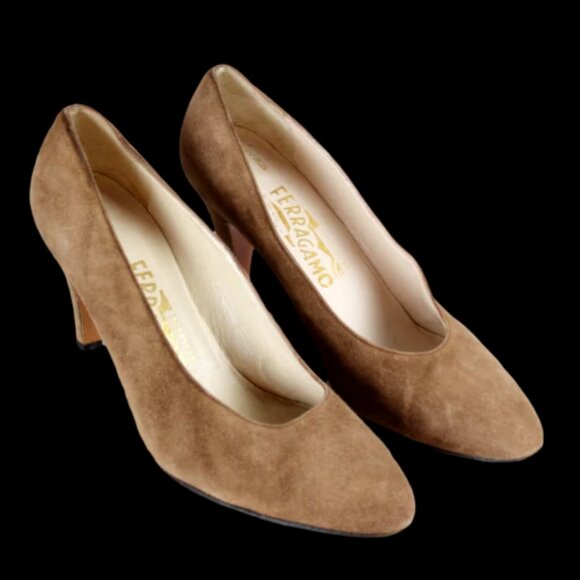 Salvatore Ferragamo Suede Pumps - Picture 2 of 6
